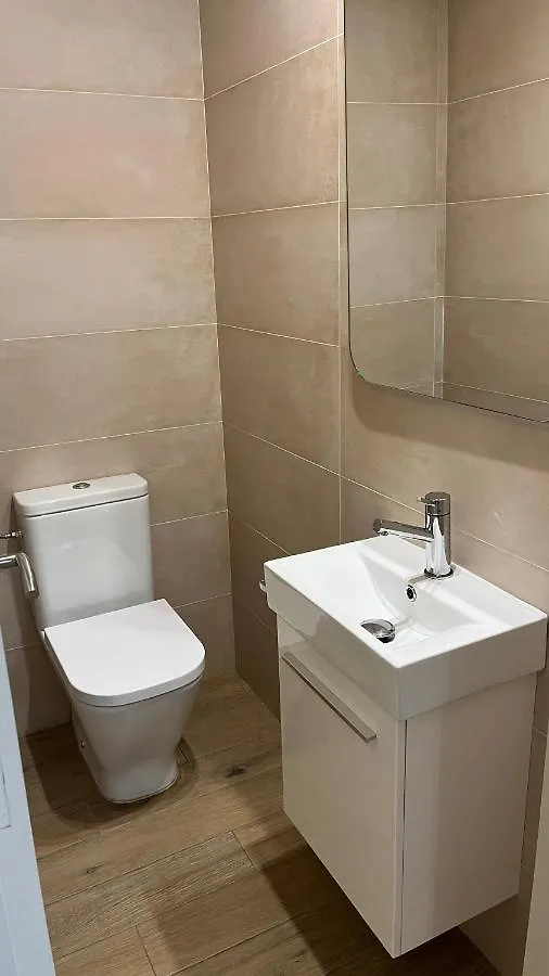 Apartamento En La Playa. Free Parking. Free Wifi L'Escala